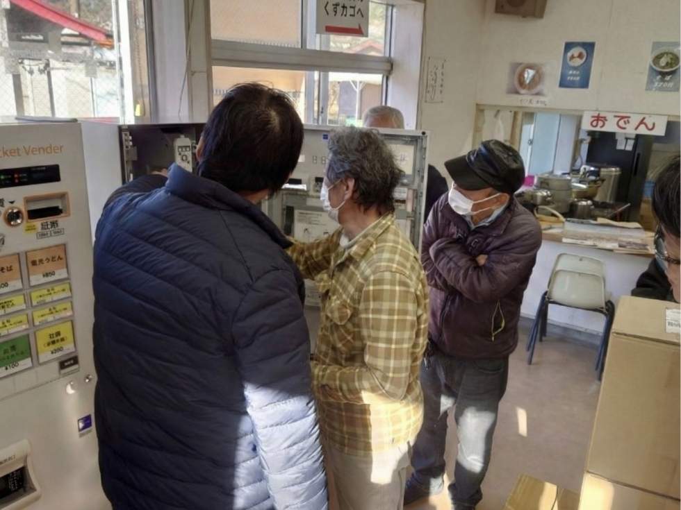 曽我別所梅祭りで開催した券売機の講習会・講習担当者はアトラスの専務永田